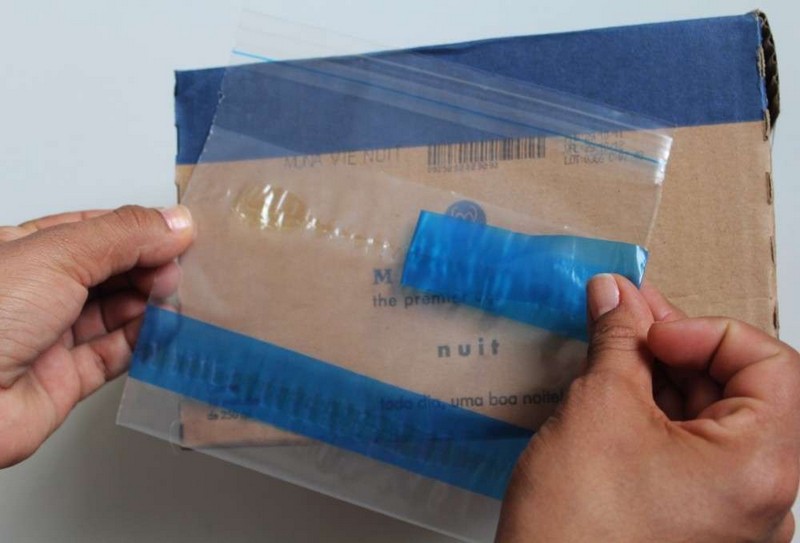 Envelope plástico adesivado